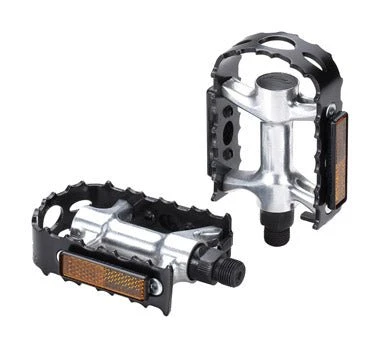 BBB Big Feet Flat Pedals BPD-16 Black 1 BBB Big Feet Flat Pedals BPD-16 Black