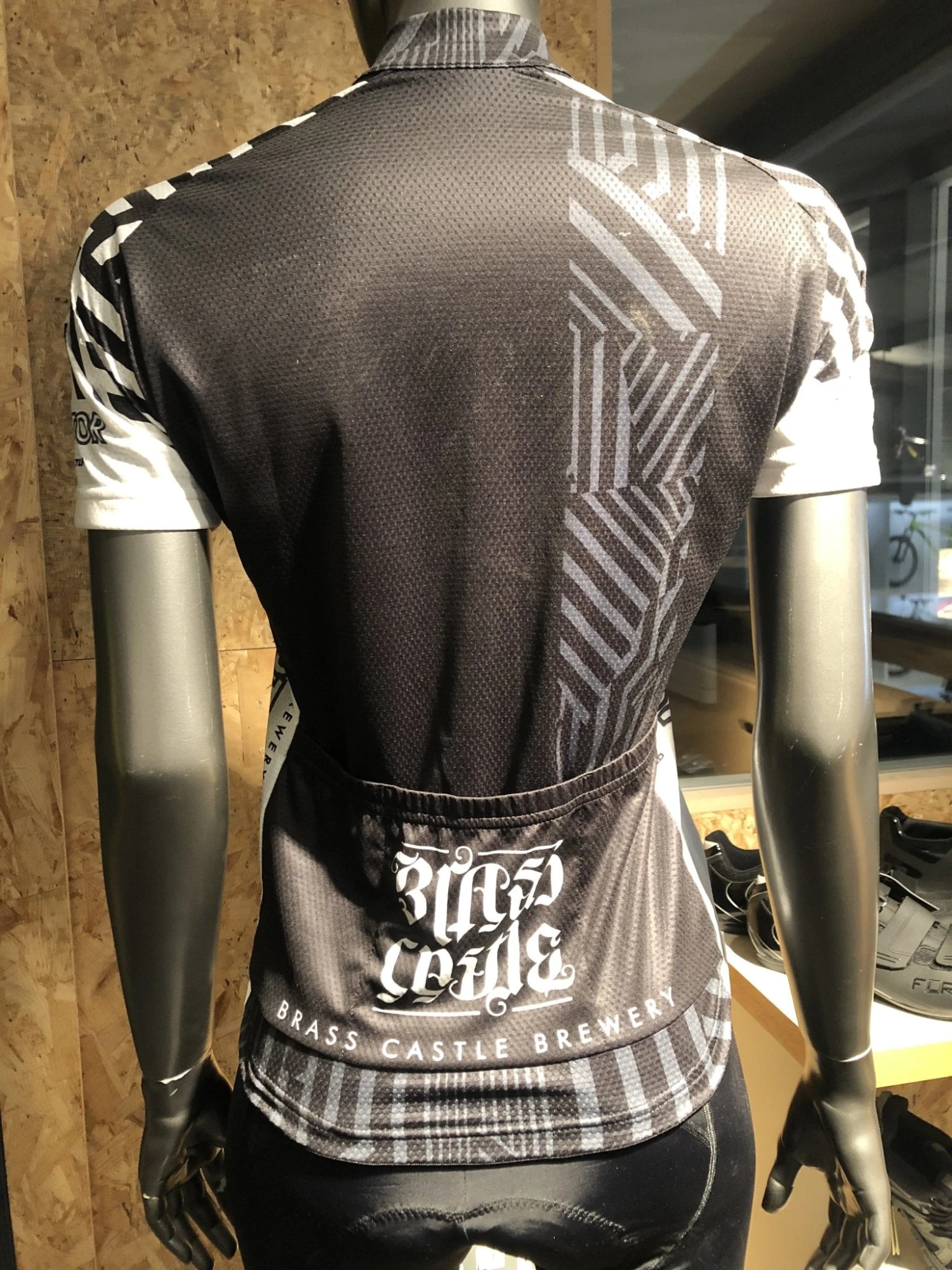 Biemme Brass Castle SS Jersey - Black 2 Biemme Brass Castle SS Jersey - Black - Image 2