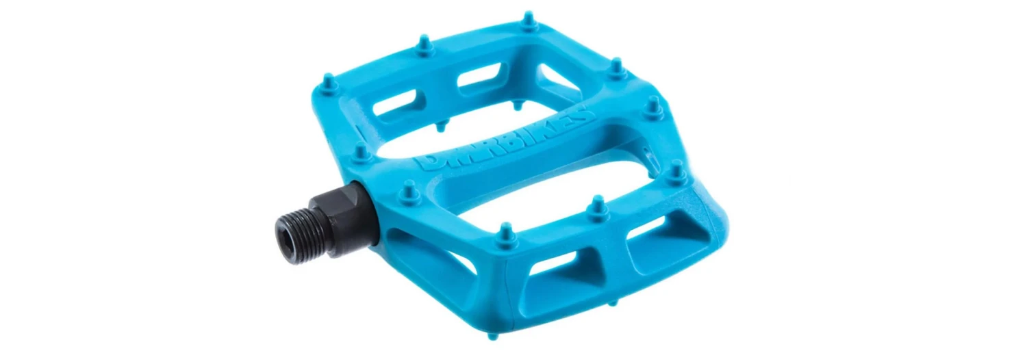 DMR Bikes V6 MTB Flat Pedals 2 DMR Bikes V6 MTB Flat Pedals - Image 2
