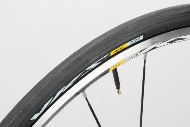 Mavic Yksion Competition/Sport 120 TPI Folding Road Tyre Black 2 Mavic Yksion Competition/Sport 120 TPI Folding Road Tyre Black - Image 2