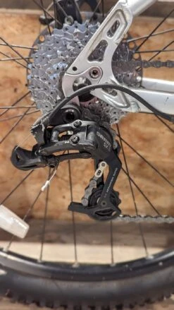 Preloved Carrera Kraken Womens Hardtail MTB Silver 26" 16" 14 Preloved Carrera Kraken Womens Hardtail MTB Silver 26" 16" -Bicycle Equipment Store preloved carrera kraken womens hardtail mtb silver 26 16 579578