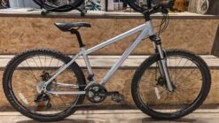 Preloved Carrera Kraken Womens Hardtail MTB Silver 26" 16"