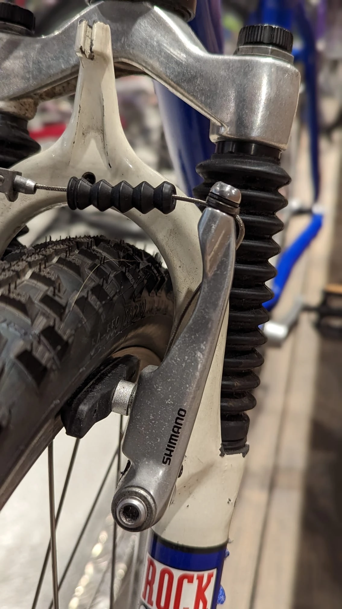 Preloved Klein Pulse Comp Vintage Hardtail MTB Blue 26" 17" 5 Preloved Klein Pulse Comp Vintage Hardtail MTB Blue 26" 17" - Image 5