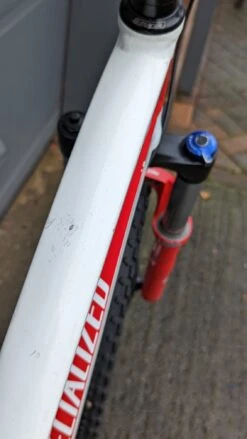 Preloved Specialized Camber FSR Full Suspension MTB Red/White Medium -Bicycle Equipment Store preloved specialized camber fsr full suspension mtb redwhite medium 687780