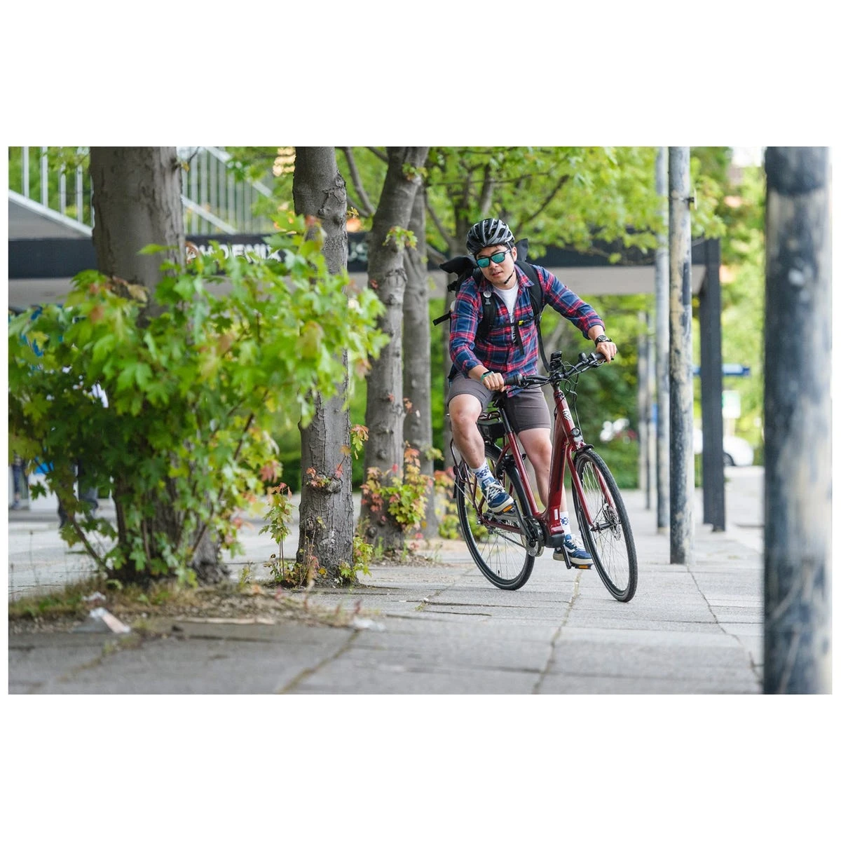 Ridgeback Electron+ (Electron Plus) Utility Electric Bike - Red E-Bike 3 Ridgeback Electron+ (Electron Plus) Utility Electric Bike - Red E-Bike - Image 3