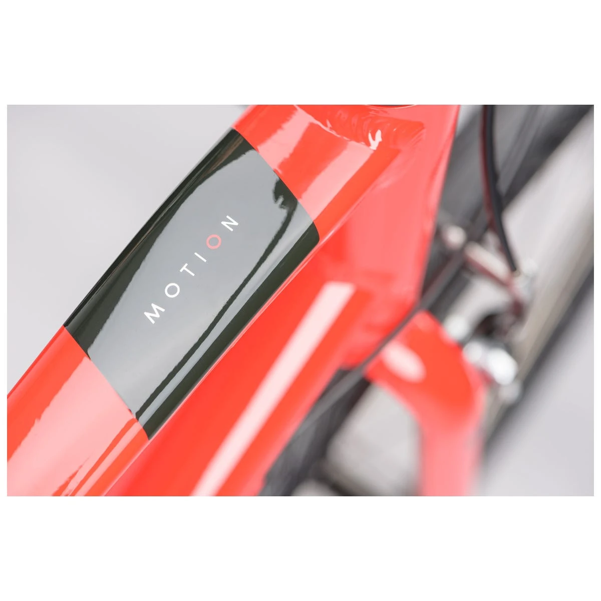 Ridgeback Motion Hybrid Bike - Red 3 Ridgeback Motion Hybrid Bike - Red - Image 3