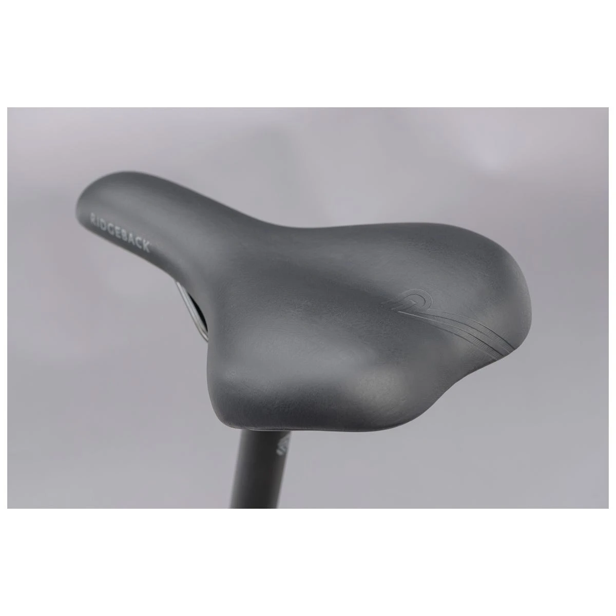 Ridgeback Motion Step-through Hybrid Bike 9 Ridgeback Motion Step-through Hybrid Bike - Image 9